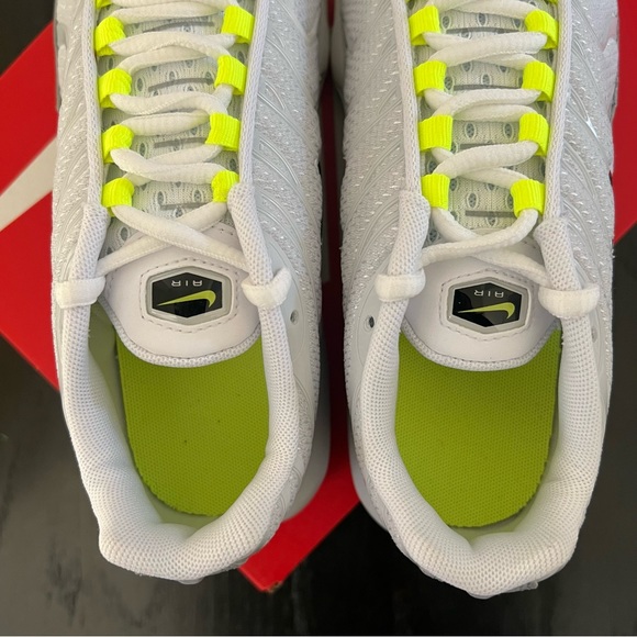 ✔️NIB✔️ NIKE Air Max Plus Retro Air Max Logo GS - Picture 6 of 12